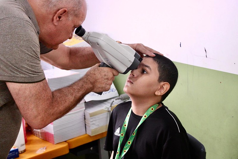 Prefeitura de Macapá atende mais de 1,1 mil alunos em mutirão oftalmológico da rede municipal
